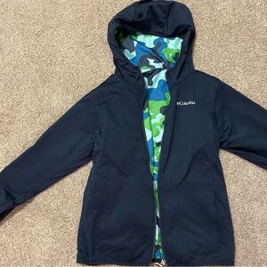 Boys Columbia windbreaker size M (reversible)